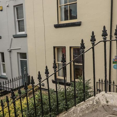 惠特比West End House别墅 外观 照片